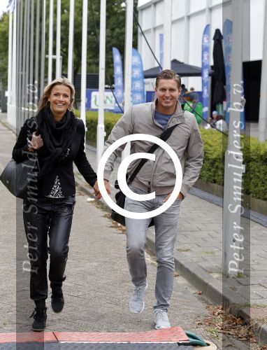 Amsterdam 6 september 2015
ALS Amsterdam City Swim in de grachten van Amsterdam met veel bekende nederlanders.
Pieter v d Hoogenband kwam samen met zijn vriendin Marie Jose Crooijmans