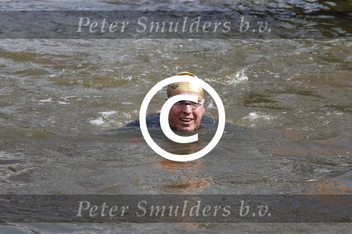 Amsterdam 6 september 2015
ALS Amsterdam City Swim in de grachten van Amsterdam met veel bekende nederlanders.
Pieter v d Hoogenband kwam samen met zijn vriendin Marie Jose Crooijmans