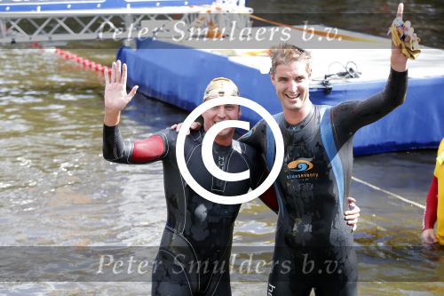 Amsterdam 6 september 2015
ALS Amsterdam City Swim in de grachten van Amsterdam met veel bekende nederlanders.
Pieter v d Hoogenband samen met Maarten v d Weijden