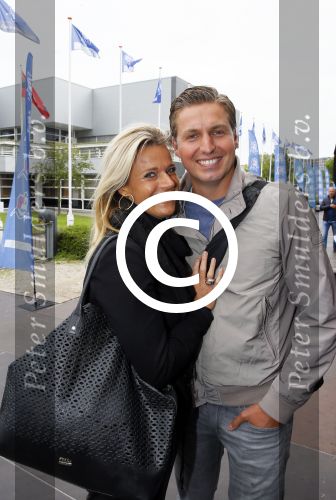 Amsterdam 6 september 2015
ALS Amsterdam City Swim in de grachten van Amsterdam met veel bekende nederlanders.
Pieter v d Hoogenband kwam samen met zijn vriendin Marie Jose Crooijmans