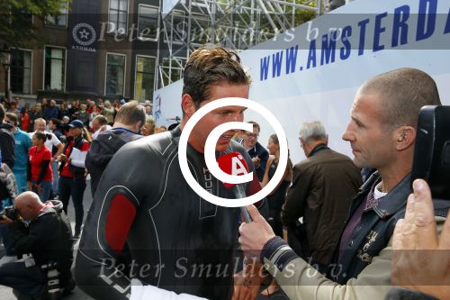 Amsterdam 6 september 2015
ALS Amsterdam City Swim in de grachten van Amsterdam met veel bekende nederlanders.
Pieter v d Hoogenband kwam samen met zijn vriendin Marie Jose Crooijmans
