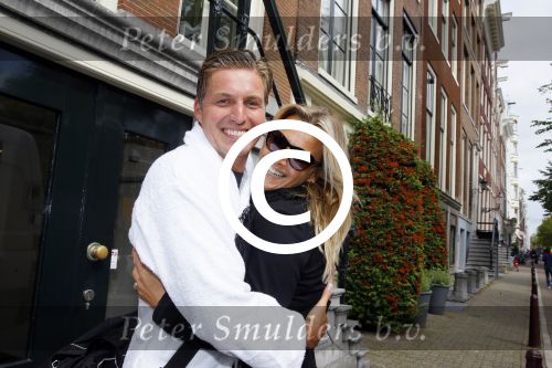 Amsterdam 6 september 2015
ALS Amsterdam City Swim in de grachten van Amsterdam met veel bekende nederlanders.
Pieter v d Hoogenband kwam samen met zijn vriendin Marie Jose Crooijmans