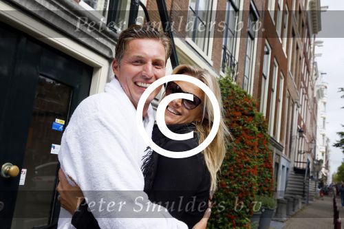 Amsterdam 6 september 2015
ALS Amsterdam City Swim in de grachten van Amsterdam met veel bekende nederlanders.
Pieter v d Hoogenband kwam samen met zijn vriendin Marie Jose Crooijmans