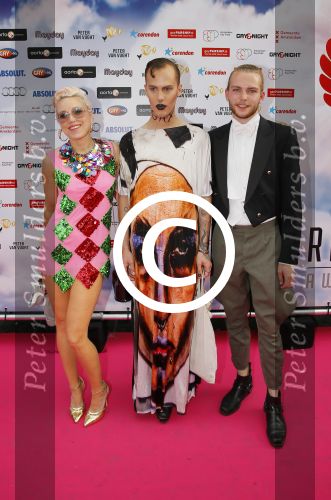 Amsterdam 29 juni 2015
Rainbow awards in Tuschinski.