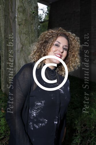 Amsterdam 1 september 2015 
Presentatie cast lulverhalen van Howard Komproe.
Raja Felgata
