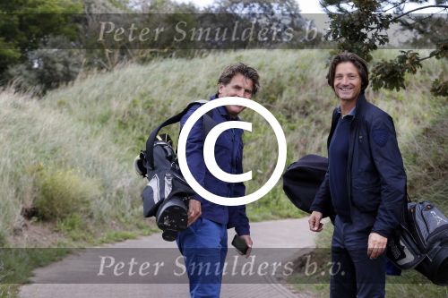 Zandvoort 5 september 2015
 
Op zaterdag 5 september zal traditiegetrouw de Charity Challenge van het KLM Open plaatsvinden op de Kennemer G&CC. Bekende Nederlanders spelen met genodigden van partners en sponsoren van het KLM Open voor het goede doel, UNICEF. Onder de deelnemende BNâ€™ers bevinden zich Jeroen Rietbergen, Bryan Roy, Daan Slooter, , Winston Gerschtanowitz Ties Kruize, Willem van Hanegem, Elsemieke Havenga, Ferry Maat, Jan Lammers, Toine van Peperstraten,Peter Paul Muller,  Ed de Goey, Floris Jan Bovelander en Willy van de Kerkhof en Nicolien Sauerbrei
