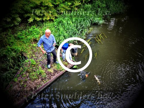 Eindhoven, 2 September 2015
Vangst van Snoek op rivier De Dommel in Eindhoven.
rob@zopfi.nl