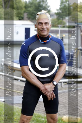 Amsterdam 6 september 2015
ALS Amsterdam City Swim in de grachten van Amsterdam met veel bekende nederlanders.
Robert Schoemacher