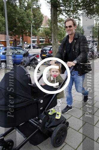 Amsterdam 1 september 2015 
Ronald de Boer met dochter achter de kinderwagen