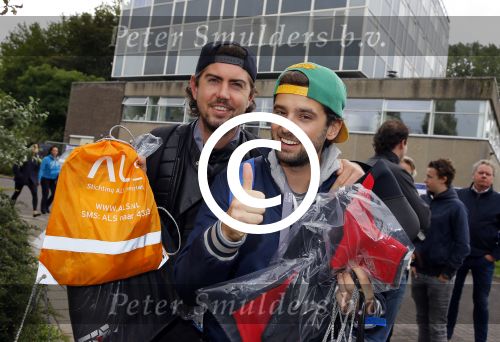 Amsterdam 6 september 2015
ALS Amsterdam City Swim in de grachten van Amsterdam met veel bekende nederlanders.
Ruud Feltkamp