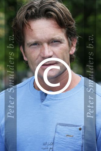 Amsterdam 19 augustus 2015 
Presentatie Expeditie Robinson deelnemers bij de westergasfabriek.. Sharon Doorson, Tim Douwsma, Marian Mudder, Teske de Schepper, Oscar Aerts, Sander Janson, Amara Onwuka, Elle Bandita, Kim Lammers, Kees van der Spek, Wietze de Jager, Klaas van der Eerden, Danny Ghosen, Sandra van Nieuwland, Anna Speller en Jaap Jongbloed met presentatoren Nicolette Kluijver en Dennis Weening
