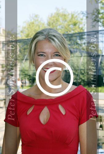 Amsterdam 20 augustus 2015
Winterpresentatie SBS6 in artis. Sandra Ysbrandy