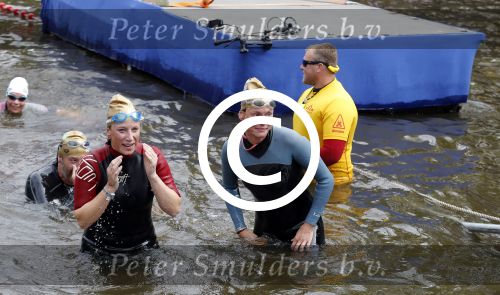 Amsterdam 6 september 2015
ALS Amsterdam City Swim in de grachten van Amsterdam met veel bekende nederlanders.
Sophie Hilbrand