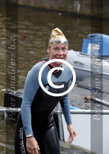 Amsterdam 6 september 2015
ALS Amsterdam City Swim in de grachten van Amsterdam met veel bekende nederlanders.
Sophie Hilbrand