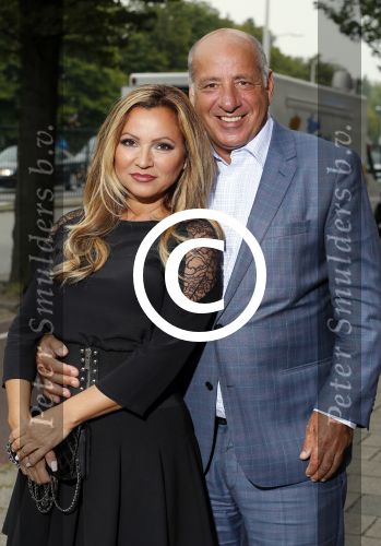 Den Haag 31 augustus 2015
Tatjana met vriend Lex v Hessen bij opening Fafa dansschool.