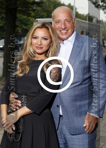 Den Haag 31 augustus 2015
Tatjana met vriend Lex v Hessen bij opening Fafa dansschool.