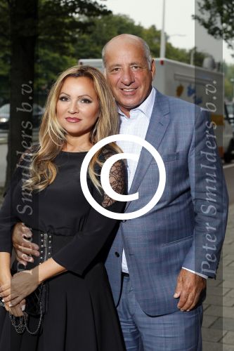 Den Haag 31 augustus 2015
Tatjana met vriend Lex v Hessen bij opening Fafa dansschool.