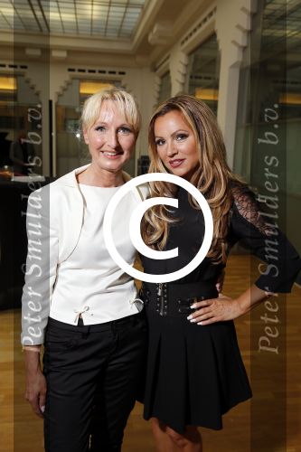 Den Haag 31 augustus 2015
Tatjana met vriend Lex v Hessen bij opening Fafa dansschool. Annette Wijndom