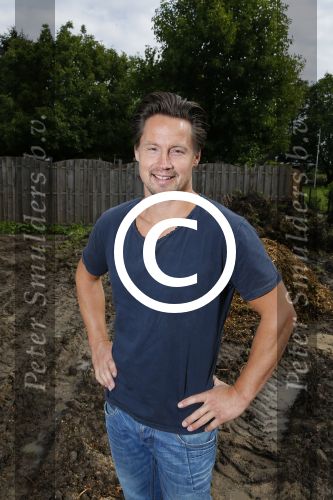 Zoelen 2 september 2015Het team van het RTL4-programma Eigen Huis & Tuin, bestaande uit Thomas Verhoef, Evelyn Struik, Froukje de Both, Tom Groot, Martine Both en Lodewijk Hoekstra.