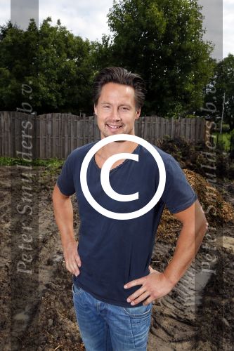 Zoelen 2 september 2015Het team van het RTL4-programma Eigen Huis & Tuin, bestaande uit Thomas Verhoef, Evelyn Struik, Froukje de Both, Tom Groot, Martine Both en Lodewijk Hoekstra.