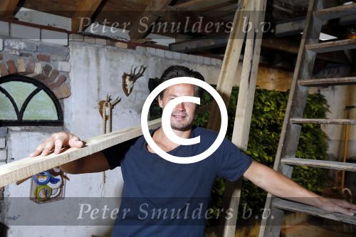Zoelen 2 september 2015Het team van het RTL4-programma Eigen Huis & Tuin, bestaande uit Thomas Verhoef, Evelyn Struik, Froukje de Both, Tom Groot, Martine Both en Lodewijk Hoekstra.