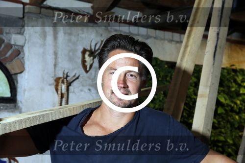 Zoelen 2 september 2015Het team van het RTL4-programma Eigen Huis & Tuin, bestaande uit Thomas Verhoef, Evelyn Struik, Froukje de Both, Tom Groot, Martine Both en Lodewijk Hoekstra.