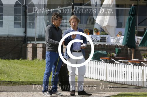 Zandvoort 5 september 2015
 
Op zaterdag 5 september zal traditiegetrouw de Charity Challenge van het KLM Open plaatsvinden op de Kennemer G&CC. Bekende Nederlanders spelen met genodigden van partners en sponsoren van het KLM Open voor het goede doel, UNICEF. Onder de deelnemende BNâ€™ers bevinden zich Jeroen Rietbergen, Bryan Roy, Daan Slooter, , Winston Gerschtanowitz Ties Kruize, Willem van Hanegem, Elsemieke Havenga, Ferry Maat, Jan Lammers, Toine van Peperstraten,Peter Paul Muller,  Ed de Goey, Floris Jan Bovelander en Willy van de Kerkhof en Nicolien Sauerbrei