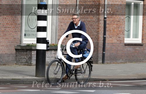 Amsterdam 24 augustus 2015 
Ursul de Geer op de fiets