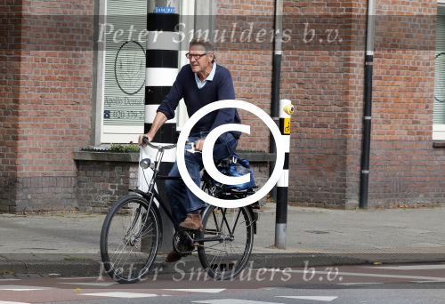 Amsterdam 24 augustus 2015 
Ursul de Geer op de fiets