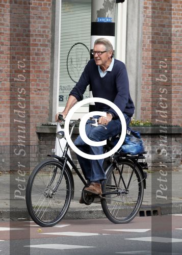 Amsterdam 24 augustus 2015 
Ursul de Geer op de fiets