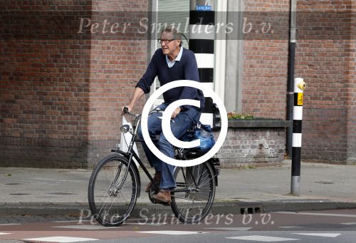 Amsterdam 24 augustus 2015 
Ursul de Geer op de fiets