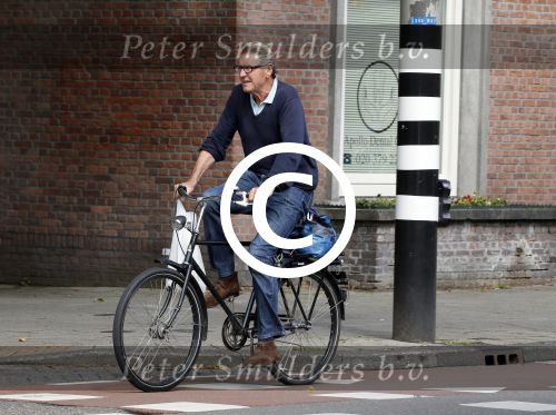 Amsterdam 24 augustus 2015 
Ursul de Geer op de fiets