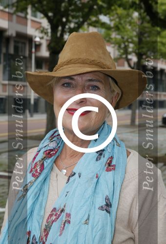 Den Haag 31 augustus 2015
Vivian Boelen bij opening Fafa dansschool.