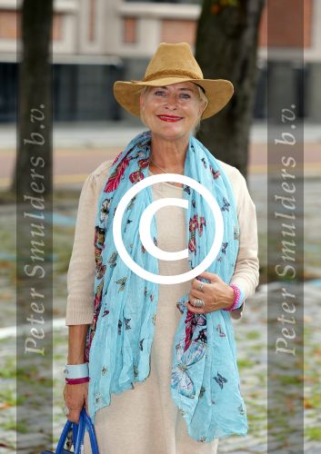 Den Haag 31 augustus 2015
Vivian Boelen bij opening Fafa dansschool.