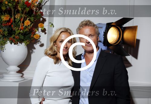 Hilversum 25 augustus 2015
Perspresentatie RTL in studio 21. Wendy v Dijk met Erland Galjaard