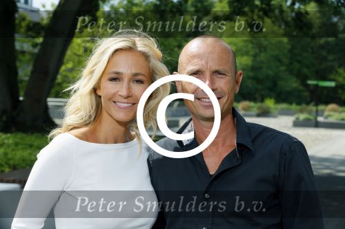 Hilversum 25 augustus 2015
Perspresentatie RTL in studio 21. Wendy v Dijk met broer Mike
