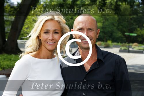 Hilversum 25 augustus 2015
Perspresentatie RTL in studio 21. Wendy v Dijk met broer Mike