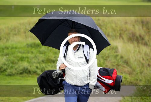 Zandvoort 5 september 2015
 
Op zaterdag 5 september zal traditiegetrouw de Charity Challenge van het KLM Open plaatsvinden op de Kennemer G&CC. Bekende Nederlanders spelen met genodigden van partners en sponsoren van het KLM Open voor het goede doel, UNICEF. Onder de deelnemende BNâ€™ers bevinden zich Jeroen Rietbergen, Bryan Roy, Daan Slooter, , Winston Gerschtanowitz Ties Kruize, Willem van Hanegem, Elsemieke Havenga, Ferry Maat, Jan Lammers, Toine van Peperstraten,Peter Paul Muller,  Ed de Goey, Floris Jan Bovelander en Willy van de Kerkhof en Nicolien Sauerbrei