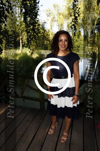Haarzuilens 22 juni 2016
Haringparty op kasteel Haarzuilens. Aicha Marghadi met Spiros