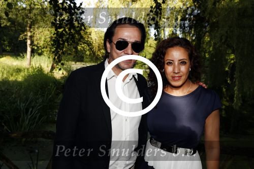 Haarzuilens 22 juni 2016
Haringparty op kasteel Haarzuilens. Aicha Marghadi met Spiros