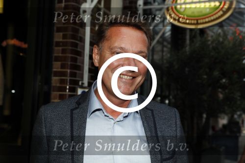Amsterdam 2 september 2016
Diner voor Albert Verlinde met zijn oud rtl boulevard collega\'s bij le Garage. Albert met Winston Gerschtanowitz