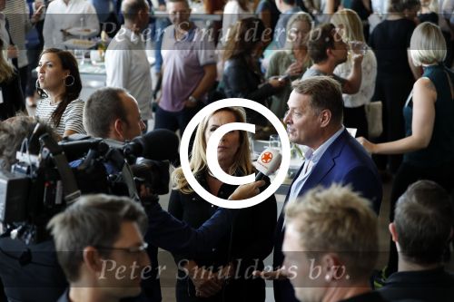 Amsterdam 29 augustus 2016
Perspresentatie RTL in het eye theater. Angela Groothuizen en Albert Verlinde