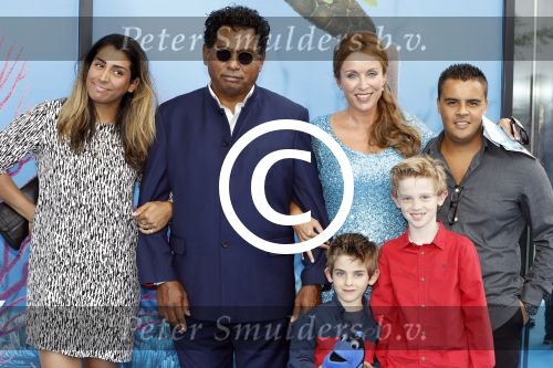 Amsterdam 22 juni 2016 
Premiere finding Dory in theater Amsterdam. Annick Boer met partner en kinderen oa Joep Kraaykamp