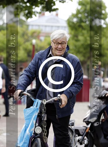 Amsterdam 12 augustus 2016
Barrie Stevens op de fiets in Amsterdam