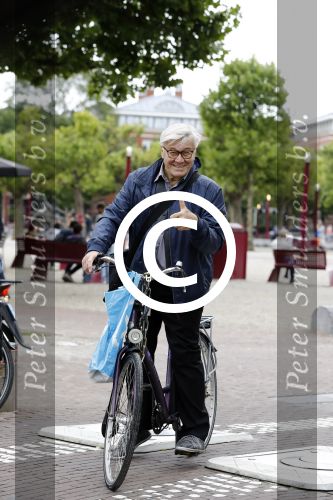 Amsterdam 12 augustus 2016
Barrie Stevens op de fiets in Amsterdam