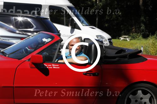 Hilversum 24 augustus 2016
Bas v Werven in zijn porsche cabrio.