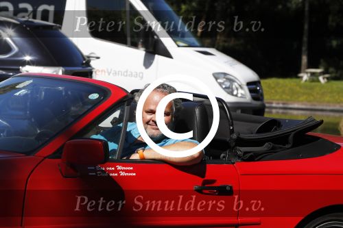 Hilversum 24 augustus 2016
Bas v Werven in zijn porsche cabrio.