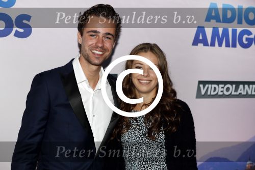 Amsterdam 5 september 2016
Premiere Adios Amigos in Tuschinski. Beau Schneider met ...