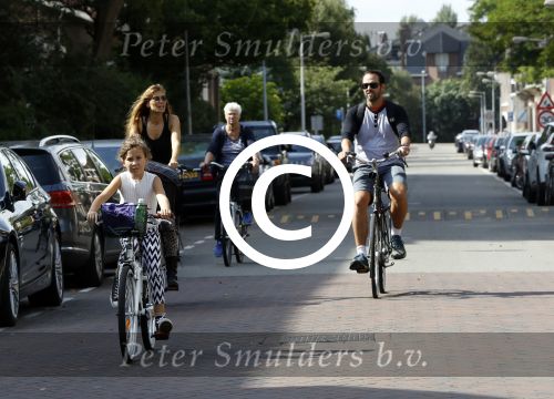 Amsterdam 3 september 2016 
Beertje v Beers met man en dochter op de fiets