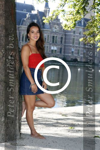 Den Haag 25 augustus 2015
Bibi Breijman bij de hofvijver in Den Haag. Bibi vlogt tegenwoordig.